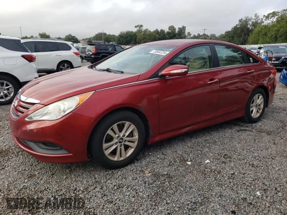 ✅ 2014 Hyundai Sonata GLS • VIN: 5NPEB4AC1EH944643 • Lot: 70564724. Listed on Copart with 113,490 mi. Free auction sales archive from the USA and detailed vehicle history report at DreamBid. Image 1.