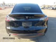 ✅ 2023 Tesla Model Y Long Range • VIN: 7SAYGAEEXPF673871 • Lot: 41980174. Wystawiony na IAAI z przebiegiem 45 870 mil. Bezpłatny archiwum sprzedaży aukcyjnych z USA i szczegółowy raport historii pojazdu na DreamBid. Zdjęcie 16.