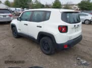 ✅ 2018 Jeep Renegade Sport • VIN: ZACCJBAB0JPH44652 • Lot: 43737897. Wystawiony na IAAI z przebiegiem 86 845 mil. Bezpłatny archiwum sprzedaży aukcyjnych z USA i szczegółowy raport historii pojazdu na DreamBid. Zdjęcie 3.