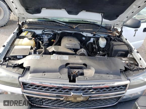 ✅ 2005 Chevrolet Silverado 3500 SRW Wrk Trk • VIN: 1GCHK34U55E315804 • Lot: 80327654. Listed on Copart with 33,425 mi. Free auction sales archive from the USA and detailed vehicle history report at DreamBid. Image 11.