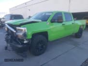 ✅ 2018 Chevrolet Silverado 1500 LS • VIN: 3GCUKNEC5JG361572 • Лот: 82684064. Опубликован ранее на Copart с пробегом 133 422 миль. Бесплатный доступ к архиву аукционных продаж из США и подробный отчёт об истории автомобиля на DreamBid. Изображение 1.