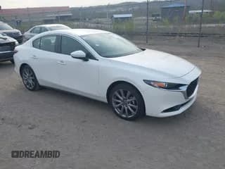 ✅ 2019 Mazda 3 Preferred • VIN: 3MZBPADL4KM106317 • Lot: 42007588. Wystawiony na IAAI z przebiegiem 45 470 mil. Bezpłatny archiwum sprzedaży aukcyjnych z USA i szczegółowy raport historii pojazdu na DreamBid. Zdjęcie 1.