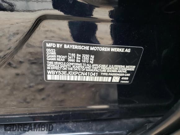 ✅ 2023 BMW i7 xDrive60 • VIN: WBY53EJ0XPCN41041 • Lot: 47392304. Wystawiony na Copart z przebiegiem 5 873 mil. Bezpłatny archiwum sprzedaży aukcyjnych z USA i szczegółowy raport historii pojazdu na DreamBid. Zdjęcie 12.