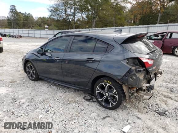 2019 Chevrolet Cruze LT z VIN 3G1BE6SM7KS551740, wystawiony jako Copart lot #67967792 z przebiegiem 54 553 mil mil oraz . Historia ofert i sprzedaży dostępna na DreamBid. Obrazek 2.