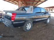 ✅ 2004 Chevrolet Avalanche Z66 • VIN: 3GNEC12T34G236497 • Lot: 43212783. Listed on IAAI with 225,344 mi. Free auction sales archive from the USA and detailed vehicle history report at DreamBid. Image 4.