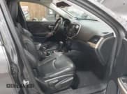 ✅ 2018 Jeep Cherokee Limited • VIN: 1C4PJMDB0JD607329 • Lot: 42446238. Wystawiony na IAAI z przebiegiem 115 382 mil. Bezpłatny archiwum sprzedaży aukcyjnych z USA i szczegółowy raport historii pojazdu na DreamBid. Zdjęcie 5.