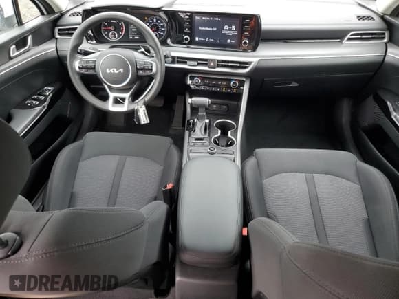 ✅ 2024 Kia K5 LXS • VIN: 5XXG14J20RG236923 • Lot: 72044155. Listed on Copart with 40,951 mi. Free auction sales archive from the USA and detailed vehicle history report at DreamBid. Image 8.