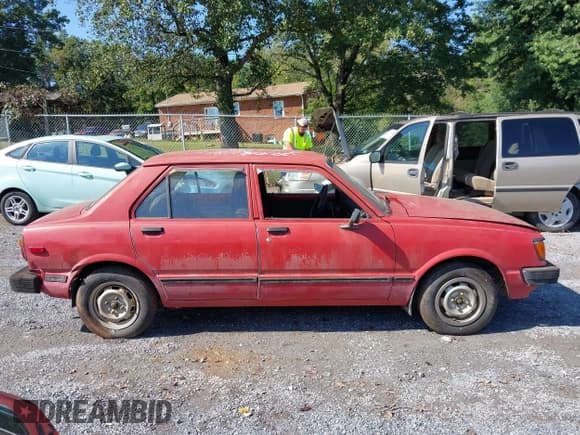 ✅ 1982 Toyota Tercel Deluxe • VIN: JT2AL21E3C4402733 • Lot: 43154157. Wystawiony na IAAI z przebiegiem 143 224 mil. Bezpłatny archiwum sprzedaży aukcyjnych z USA i szczegółowy raport historii pojazdu na DreamBid. Zdjęcie 14.