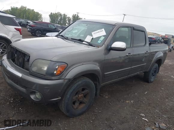 ✅ 2006 Toyota Tundra SR5 • VIN: 5TBDT44186S505933 • Lot: 43298260. Listed on IAAI with 167,617 mi. Free auction sales archive from the USA and detailed vehicle history report at DreamBid. Image 17.