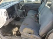 ✅ 1997 Chevrolet Silverado 1500 • VIN: 1GCEC19M9VE124173 • Lot: 85503464. Wystawiony na Copart z przebiegiem 161 517 mil. Bezpłatny archiwum sprzedaży aukcyjnych z USA i szczegółowy raport historii pojazdu na DreamBid. Zdjęcie 7.