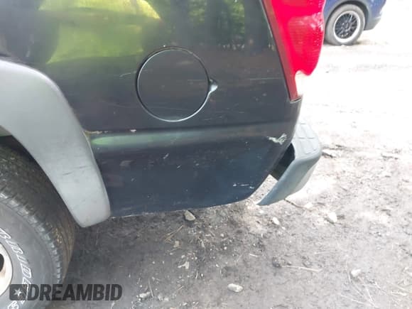 ✅ 2005 Chevrolet Avalanche Z66 • VIN: 3GNEC12Z15G136484 • Lot: 42390475. Listed on IAAI with 105,097 mi. Free auction sales archive from the USA and detailed vehicle history report at DreamBid. Image 6.