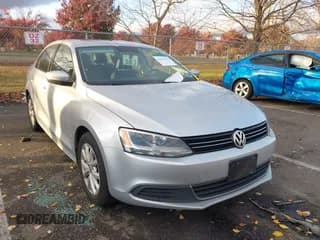 ✅ 2013 Volkswagen Jetta SE • VIN: 3VWDP7AJ7DM360668 • Lot: 43659199. Wystawiony na IAAI z przebiegiem 160 557 mil. Bezpłatny archiwum sprzedaży aukcyjnych z USA i szczegółowy raport historii pojazdu na DreamBid. Zdjęcie 1.