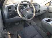 ✅ 2013 Chevrolet Silverado 2500HD Work Truck • VIN: 1GC0KVCG1DF226664 • Lot: 86743054. Wystawiony na Copart z przebiegiem 191 321 mil. Bezpłatny archiwum sprzedaży aukcyjnych z USA i szczegółowy raport historii pojazdu na DreamBid. Zdjęcie 8.