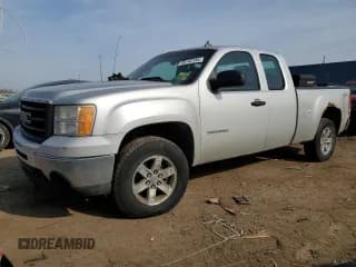 ✅ 2010 GMC Sierra 1500 • VIN: 1GTSKTE38AZ236366 • Лот: 49142155. Опубликован ранее на Copart с пробегом 199 147 миль. Бесплатный доступ к архиву аукционных продаж из США и подробный отчёт об истории автомобиля на DreamBid. Изображение 1.