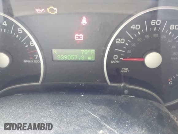 ✅ 2006 Ford Explorer XLT • VIN: 1FMEU73EX6UB53623 • Lot: 42451173. Listed on IAAI with 239,057 mi. Free auction sales archive from the USA and detailed vehicle history report at DreamBid. Image 7.