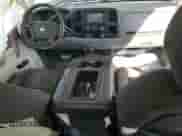 2010 Chevrolet Silverado 1500 Work Truck z VIN 1GCSCPE09AZ126405, wystawiony jako Copart lot #80034505 z przebiegiem 371 786 mil mil oraz Szkoda całkowita • Salvage title. Historia ofert i sprzedaży dostępna na DreamBid. Obrazek 8.