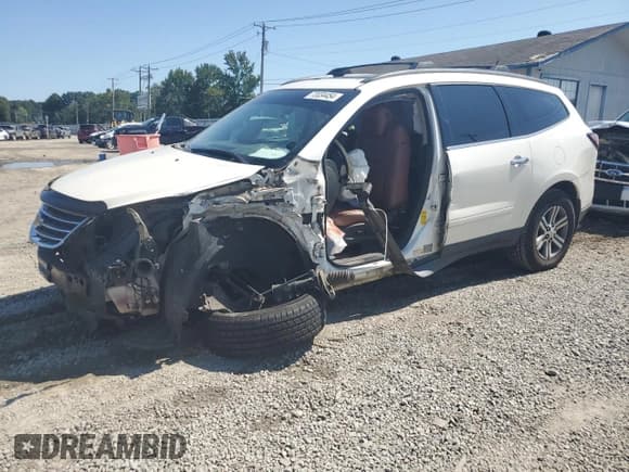 ✅ 2015 Chevrolet Traverse LT • VIN: 1GNKRHKD3FJ233474 • Lot: 72034454. Wystawiony na Copart z przebiegiem Nie podano. Bezpłatny archiwum sprzedaży aukcyjnych z USA i szczegółowy raport historii pojazdu na DreamBid. Zdjęcie 1.