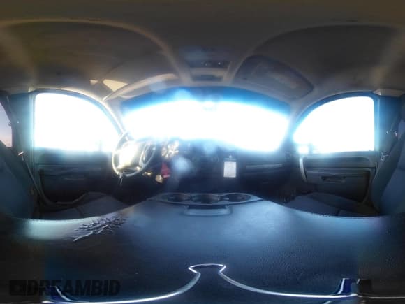 ✅ 2010 Chevrolet Silverado 2500HD LT • VIN: 1GC5KXBG8AZ235942 • Lot: 43633642. Wystawiony na IAAI z przebiegiem 232 633 mil. Bezpłatny archiwum sprzedaży aukcyjnych z USA i szczegółowy raport historii pojazdu na DreamBid. Zdjęcie 18.