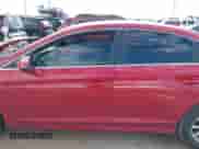 2018 Hyundai Sonata SE с VIN 5NPE24AF0JH726553, выставлен на аукционе IAAI как лот 43196332 с пробегом 77 313 миль миль и . История ставок и продаж доступна на DreamBid. Изображение 14.