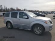 ✅ 2011 Nissan Pathfinder LE • VIN: 5N1AR1NB9BC620272 • Lot: 91345625. Wystawiony na Copart z przebiegiem 191 199 mil. Bezpłatny archiwum sprzedaży aukcyjnych z USA i szczegółowy raport historii pojazdu na DreamBid. Zdjęcie 4.