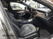 ✅ 2019 Mercedes-Benz C 300 • VIN: 55SWF8EB6KU321044 • Lot: 41797210. Wystawiony na IAAI z przebiegiem 61 721 mil. Bezpłatny archiwum sprzedaży aukcyjnych z USA i szczegółowy raport historii pojazdu na DreamBid. Zdjęcie 5.