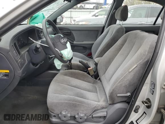 ✅ 2006 Hyundai Elantra GLS • VIN: KMHDN46D56U329181 • Lot: 52195135. Listed on Copart with 192,043 mi. Free auction sales archive from the USA and detailed vehicle history report at DreamBid. Image 7.