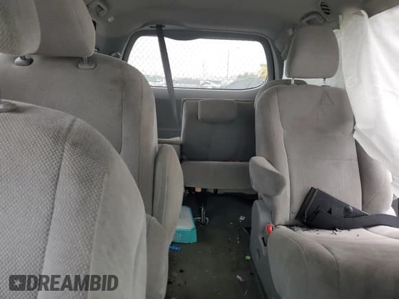 ✅ 2016 Toyota Sienna L • VIN: 5TDZK3DC0GS738668 • Lot: 56426005. Listed on Copart with 151,989 mi. Free auction sales archive from the USA and detailed vehicle history report at DreamBid. Image 10.