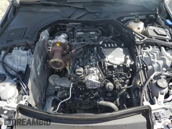 ✅ 2025 Mercedes-Benz C 300 • VIN: W1KAF4HB4SR245114 • Lot: 69771885. Listed on Copart with 3,502 mi. Free auction sales archive from the USA and detailed vehicle history report at DreamBid. Image 11.