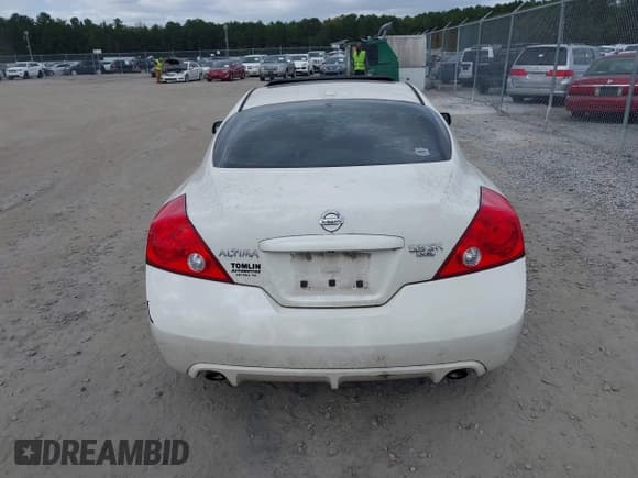 ✅ 2012 Nissan Altima SR • VIN: 1N4BL2EP4CC260895 • Лот: 43367385. Опубликован ранее на IAAI с пробегом 136 919 миль. Бесплатный доступ к архиву аукционных продаж из США и подробный отчёт об истории автомобиля на DreamBid. Изображение 16.