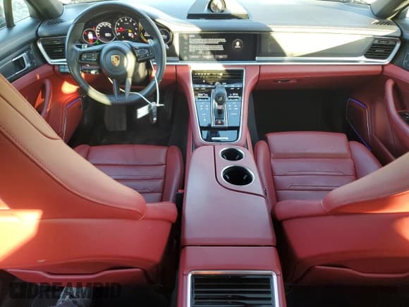 ✅ 2023 Porsche Panamera • VIN: WP0AJ2A72PL118990 • Лот: 85135335. Опубликован ранее на Copart с пробегом 20 592 миль. Бесплатный доступ к архиву аукционных продаж из США и подробный отчёт об истории автомобиля на DreamBid. Изображение 8.