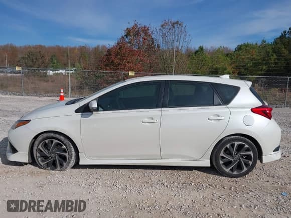 ✅ 2017 Toyota Corolla • VIN: JTNKARJE0HJ542009 • Лот: 43681224. Опубликован ранее на IAAI с пробегом 80 066 миль. Бесплатный доступ к архиву аукционных продаж из США и подробный отчёт об истории автомобиля на DreamBid. Изображение 14.