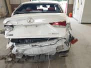 ✅ 2017 Lexus IS 200t • VIN: JTHBA1D26H5049840 • Lot: 42582591. Wystawiony na IAAI z przebiegiem 93 783 mil. Bezpłatny archiwum sprzedaży aukcyjnych z USA i szczegółowy raport historii pojazdu na DreamBid. Zdjęcie 15.