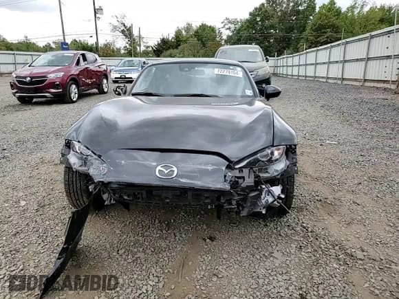 ✅ 2020 Mazda MX-5 Miata Club • VIN: JM1NDAL74L0412368 • Lot: 72270104. Listed on Copart with 35,966 mi. Free auction sales archive from the USA and detailed vehicle history report at DreamBid. Image 11.