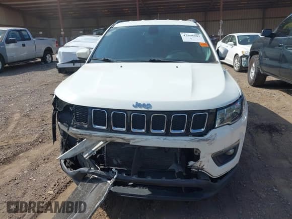 ✅ 2019 Jeep Compass Latitude • VIN: 3C4NJCBB8KT715780 • Lot: 42808883. Listed on IAAI with 94,011 mi. Free auction sales archive from the USA and detailed vehicle history report at DreamBid. Image 12.