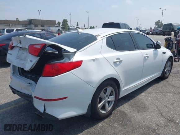 ✅ 2014 Kia Optima LX • VIN: 5XXGM4A73EG329304 • Lot: 42374886. Wystawiony na IAAI z przebiegiem 185 183 mil. Bezpłatny archiwum sprzedaży aukcyjnych z USA i szczegółowy raport historii pojazdu na DreamBid. Zdjęcie 4.