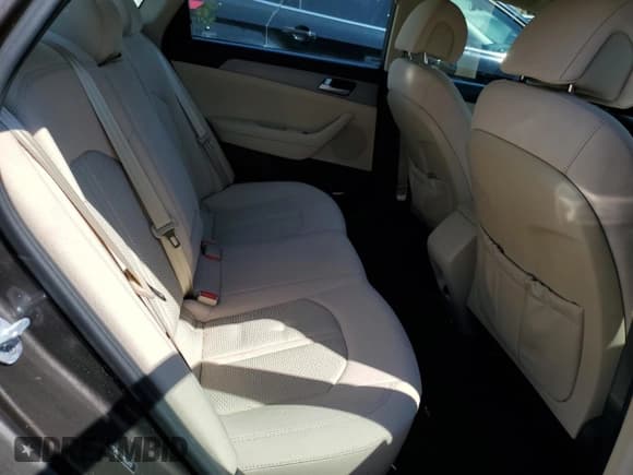 ✅ 2017 Hyundai Sonata SE • VIN: 5NPE24AF7HH535173 • Lot: 48020163. Listed on Copart with 78,059 mi. Free auction sales archive from the USA and detailed vehicle history report at DreamBid. Image 10.