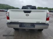 ✅ 2017 Nissan Titan • VIN: 1N6BA1RP1HN542683 • Lot: 57658135. Wystawiony na Copart z przebiegiem 73 598 mil. Bezpłatny archiwum sprzedaży aukcyjnych z USA i szczegółowy raport historii pojazdu na DreamBid. Zdjęcie 10.