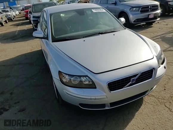 ✅ 2007 Volvo S40 2.4L • VIN: YV1MS382572316117 • Lot: 74692464. Listed on Copart with 93,635 mi. Free auction sales archive from the USA and detailed vehicle history report at DreamBid. Image 11.