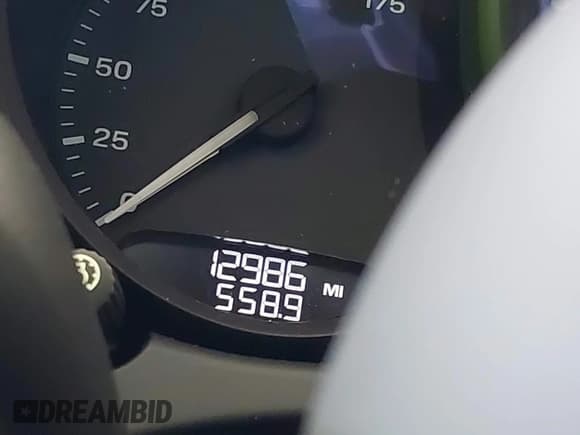 ✅ 2022 Porsche Macan • VIN: WP1AA2A57NLB04304 • Lot: 42777730. Wystawiony na IAAI z przebiegiem 12 986 mil. Bezpłatny archiwum sprzedaży aukcyjnych z USA i szczegółowy raport historii pojazdu na DreamBid. Zdjęcie 16.