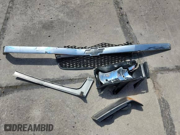 ✅ 2006 Chevrolet Colorado 3LT • VIN: 1GCDT136768147487 • Лот: 70499285. Опубликован ранее на Copart с пробегом 272 370 миль. Бесплатный доступ к архиву аукционных продаж из США и подробный отчёт об истории автомобиля на DreamBid. Изображение 12.