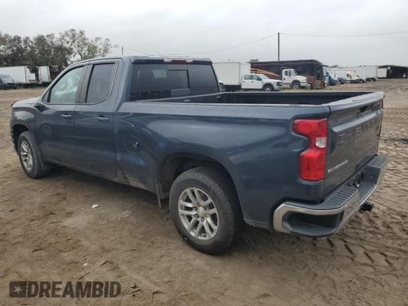 ✅ 2019 Chevrolet Silverado 1500 LT • VIN: 1GCRWCED9KZ205575 • Lot: 78699944. Wystawiony na Copart z przebiegiem 57 995 mil. Bezpłatny archiwum sprzedaży aukcyjnych z USA i szczegółowy raport historii pojazdu na DreamBid. Zdjęcie 2.