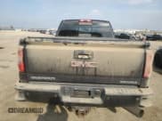 ✅ 2016 GMC Sierra 3500HD Denali • VIN: 1GT42YE80GF247227 • Лот: 84787015. Опубликован ранее на Copart с пробегом Не указан. Бесплатный доступ к архиву аукционных продаж из США и подробный отчёт об истории автомобиля на DreamBid. Изображение 6.