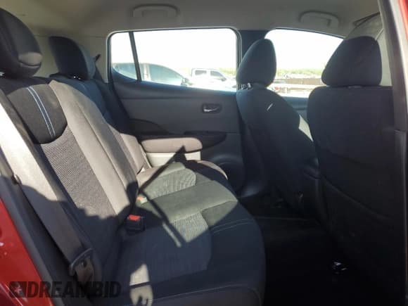 ✅ 2019 Nissan LEAF SV Plus • VIN: 1N4BZ1CP3KC319879 • Lot: 55454225. Wystawiony na Copart z przebiegiem 17 730 mil. Bezpłatny archiwum sprzedaży aukcyjnych z USA i szczegółowy raport historii pojazdu na DreamBid. Zdjęcie 10.