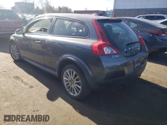 ✅ 2010 Volvo C30 • VIN: YV1672MKXA2171481 • Lot: 79916064. Wystawiony na Copart z przebiegiem 44 660 mil. Bezpłatny archiwum sprzedaży aukcyjnych z USA i szczegółowy raport historii pojazdu na DreamBid. Zdjęcie 2.
