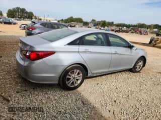 2013 Hyundai Sonata GLS с VIN 5NPEB4AC7DH668919, выставлен на аукционе Copart как лот 82749305 с пробегом 152 629 миль миль и Чистый • Clean title. История ставок и продаж доступна на DreamBid. Изображение 3.