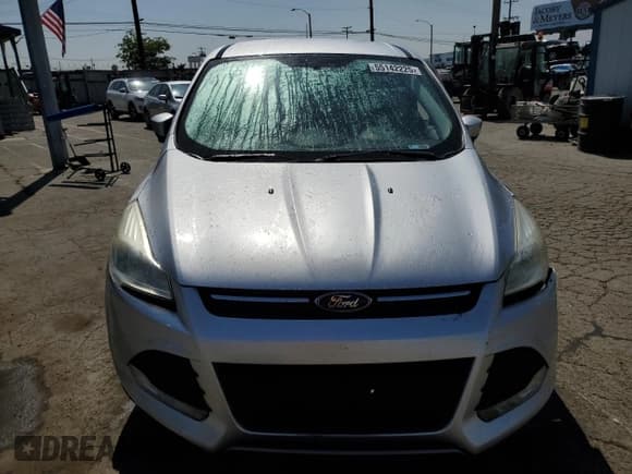 ✅ 2016 Ford Escape SE • VIN: 1FMCU9G93GUC45304 • Lot: 55142225. Wystawiony na Copart z przebiegiem 164 338 mil. Bezpłatny archiwum sprzedaży aukcyjnych z USA i szczegółowy raport historii pojazdu na DreamBid. Zdjęcie 5.
