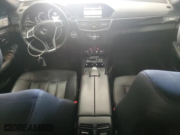 ✅ 2012 Mercedes-Benz E 550 Sport • VIN: WDDHF9BB7CA653434 • Lot: 46458925. Listed on Copart with 83,122 mi. Free auction sales archive from the USA and detailed vehicle history report at DreamBid. Image 8.