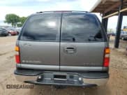 ✅ 2001 Chevrolet Suburban LS • VIN: 3GNEC16T11G137294 • Лот: 53555015. Опубликован ранее на Copart с пробегом 161 674 миль. Бесплатный доступ к архиву аукционных продаж из США и подробный отчёт об истории автомобиля на DreamBid. Изображение 6.