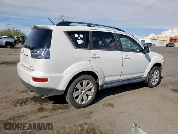 ✅ 2012 Mitsubishi Outlander SE • VIN: JA4AS3AWXCU019715 • Lot: 81110145. Wystawiony na Copart z przebiegiem 132 637 mil. Bezpłatny archiwum sprzedaży aukcyjnych z USA i szczegółowy raport historii pojazdu na DreamBid. Zdjęcie 3.