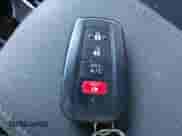 2021 Toyota Prius Limited z VIN JTDKAMFP9M3187986, wystawiony jako IAAI lot #43398563 z przebiegiem 38 772 mil mil oraz . Historia ofert i sprzedaży dostępna na DreamBid. Obrazek 11.